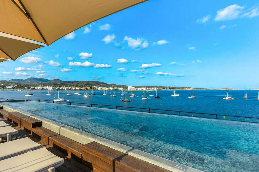 Vibra Yamm Sunset, Balearics