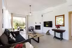 Villa Arhontia