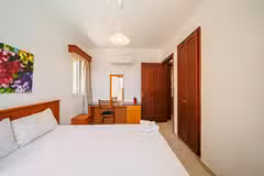 Villa Cleo Double Bedroom