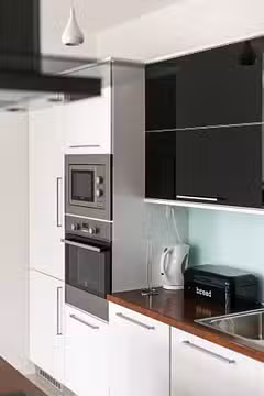 Villa Art kitchen