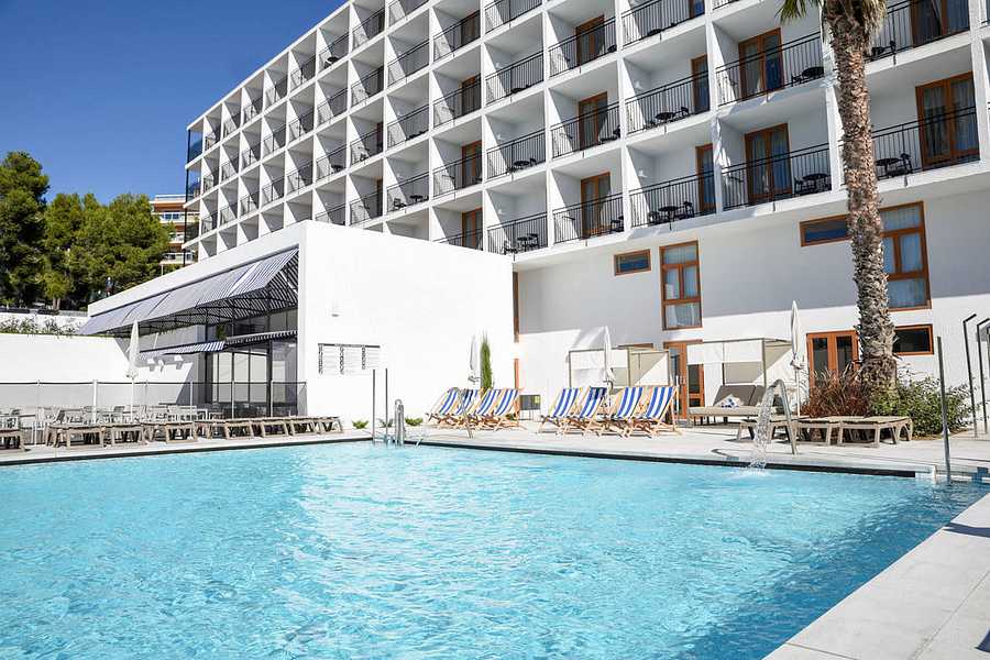 Hotel SunClub CalaVinya, Spain