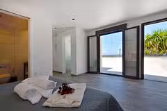 Villa Flamingo Bedroom