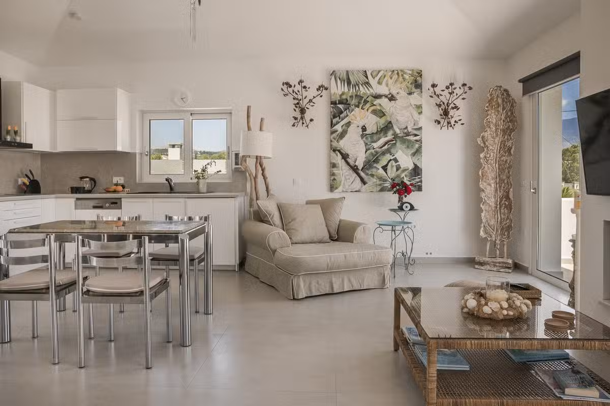 Ai Helis Summer House
