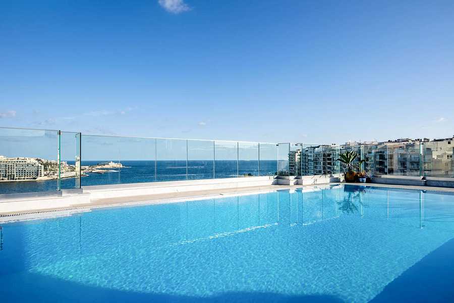 The Plaza and Plaza Regency Hotel and Apartments, Malta