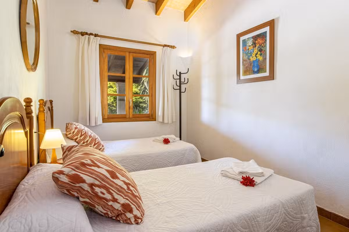 Villa Segui Petit Bedroom