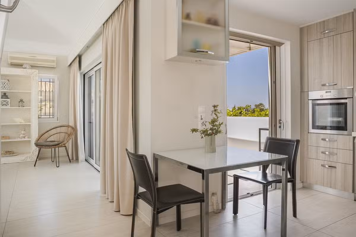 Ai Helis Beach House Lounge