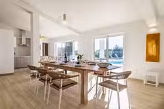 Casa Tranquila Dining Area and Patio Doors