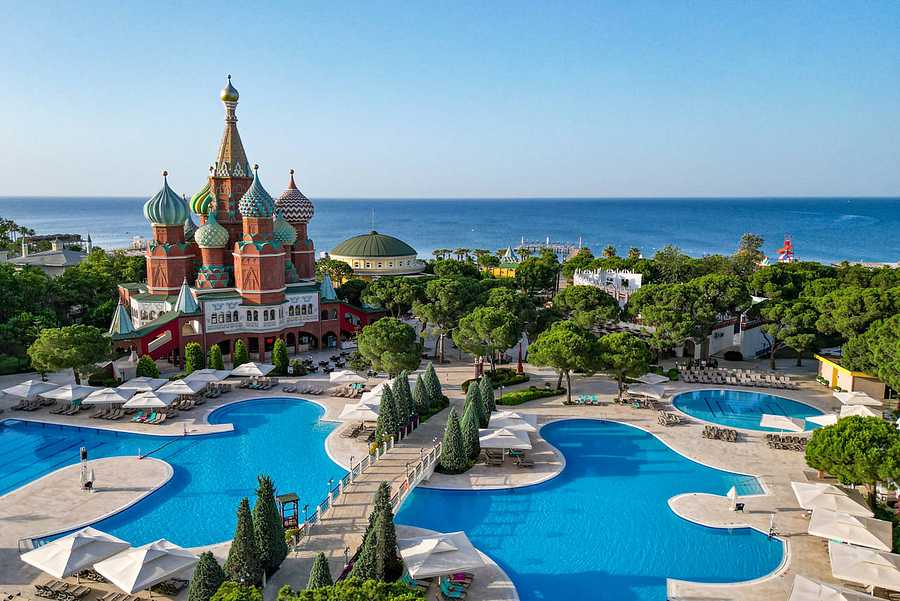 Kremlin Palace, Turkey