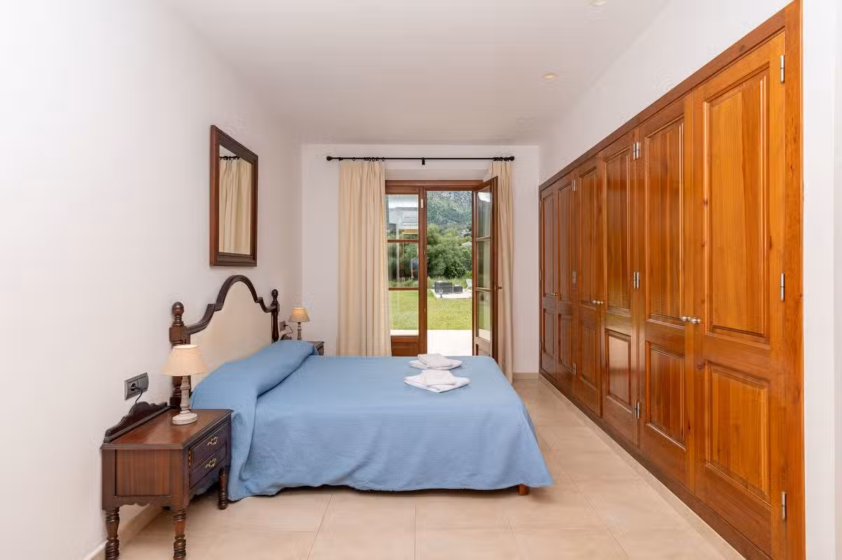 Vall den Marc Bedroom