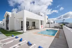 Casa Dubh-Linn Pool