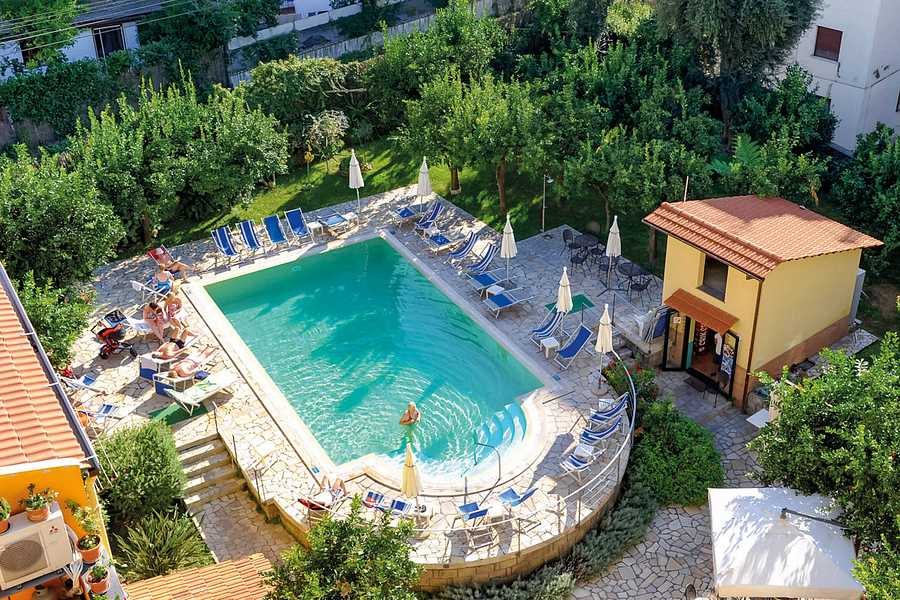 Hotel Tourist, Italy