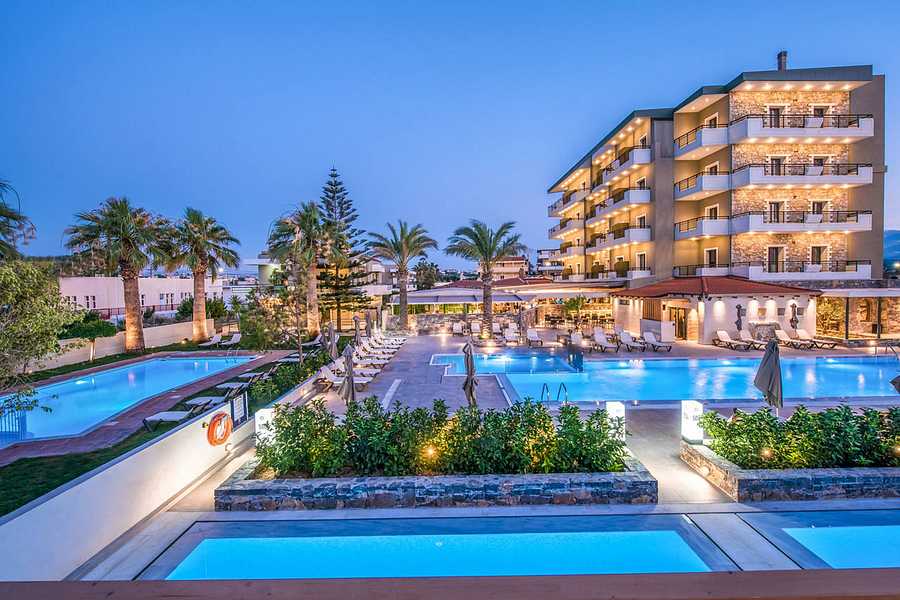 Petousis Hotel & Suites, Greece