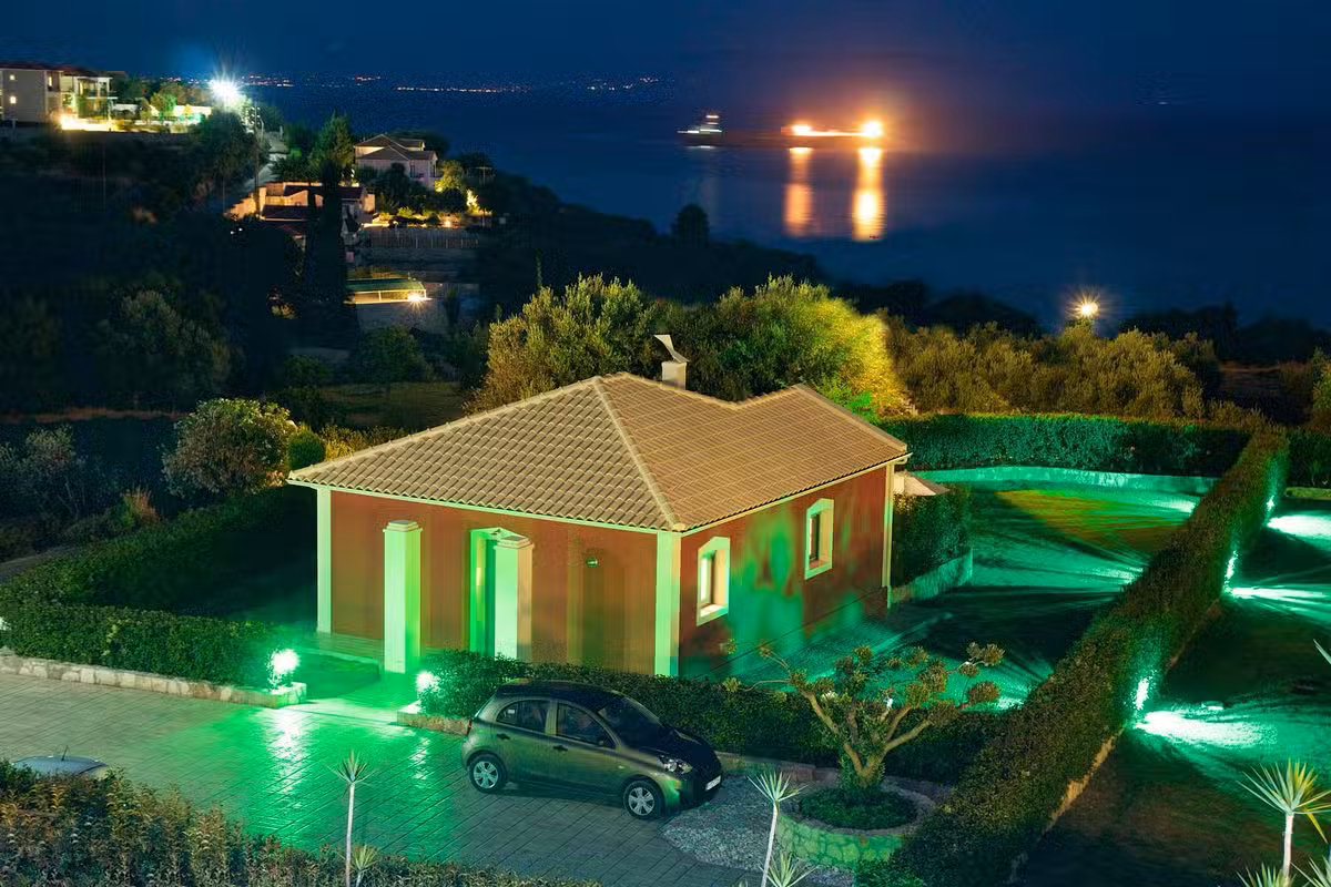 Trapezaki Bay Cottage in Trapezaki, Kefalonia, Greece