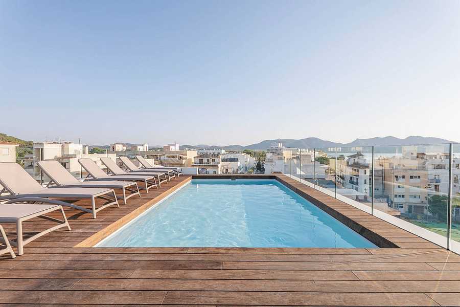 Marins Naiya, Balearics