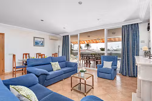 Villa Dori in Punta Prima, Menorca