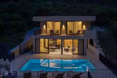 Palazzo Villa villa night shot