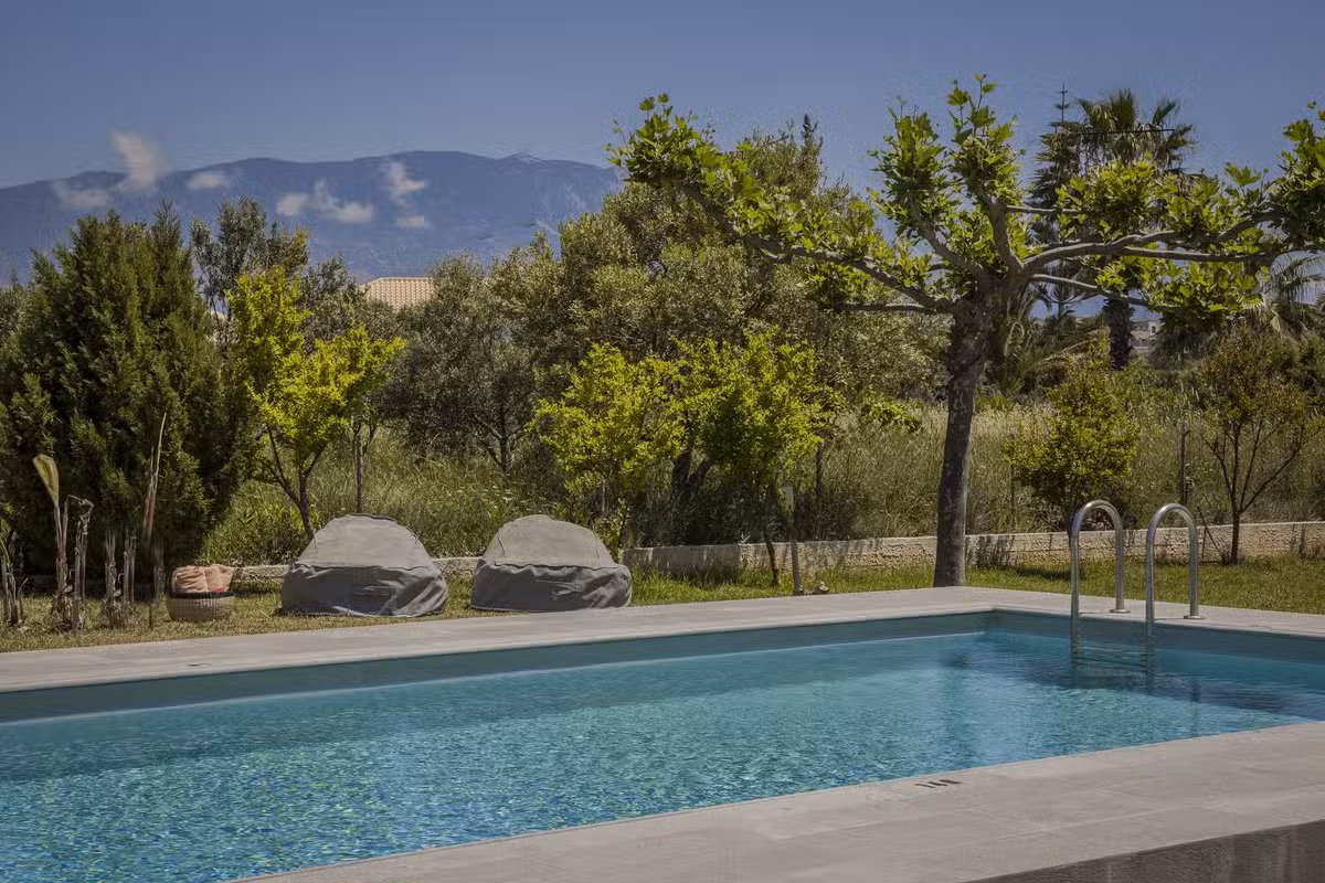 Ai Helis Beach House Pool