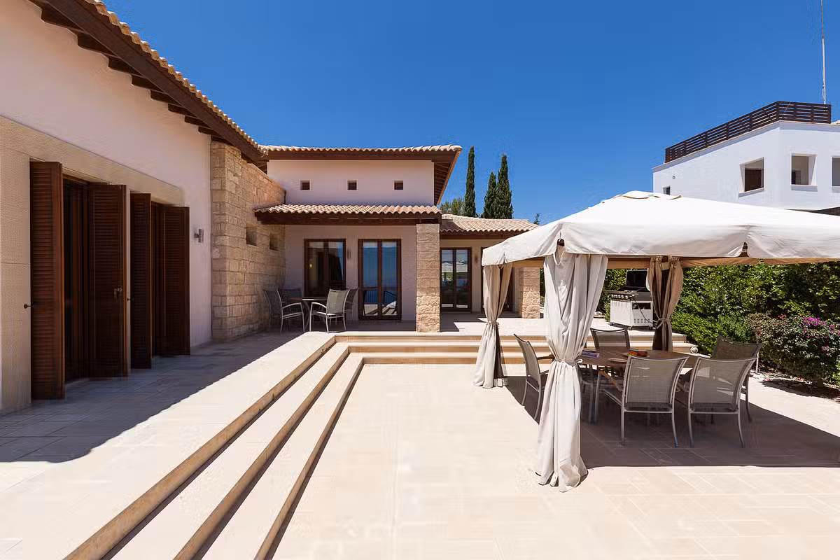 Villa Juliet Aphrodite