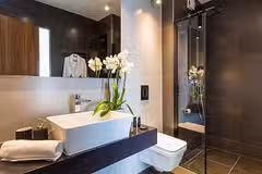 Villa Monte shower room