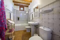 Villa Segui Petit Bathroom