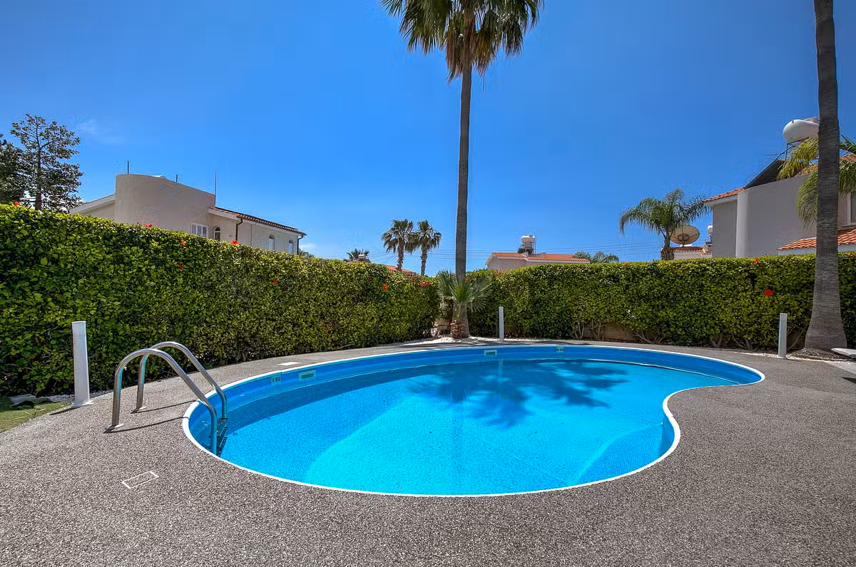 Villa Oasis Blue