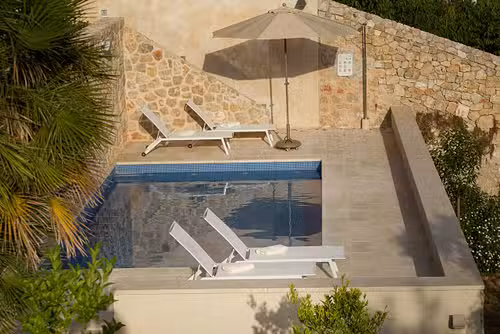 Villa Oasis pool
