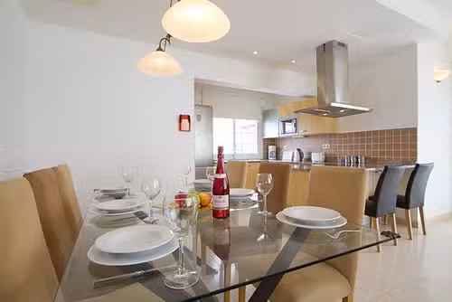 Villa Acentejo dining area