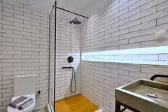 Villa Flamingo Bathroom