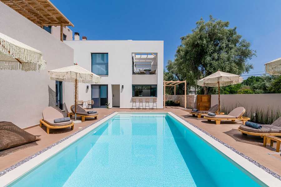 13 Keys Luxury Suites, Greece