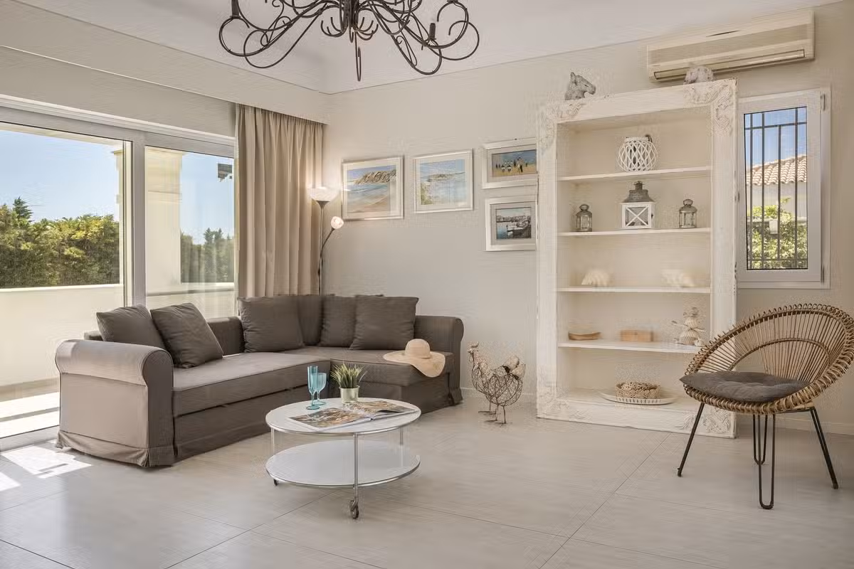 Ai Helis Beach House Lounge