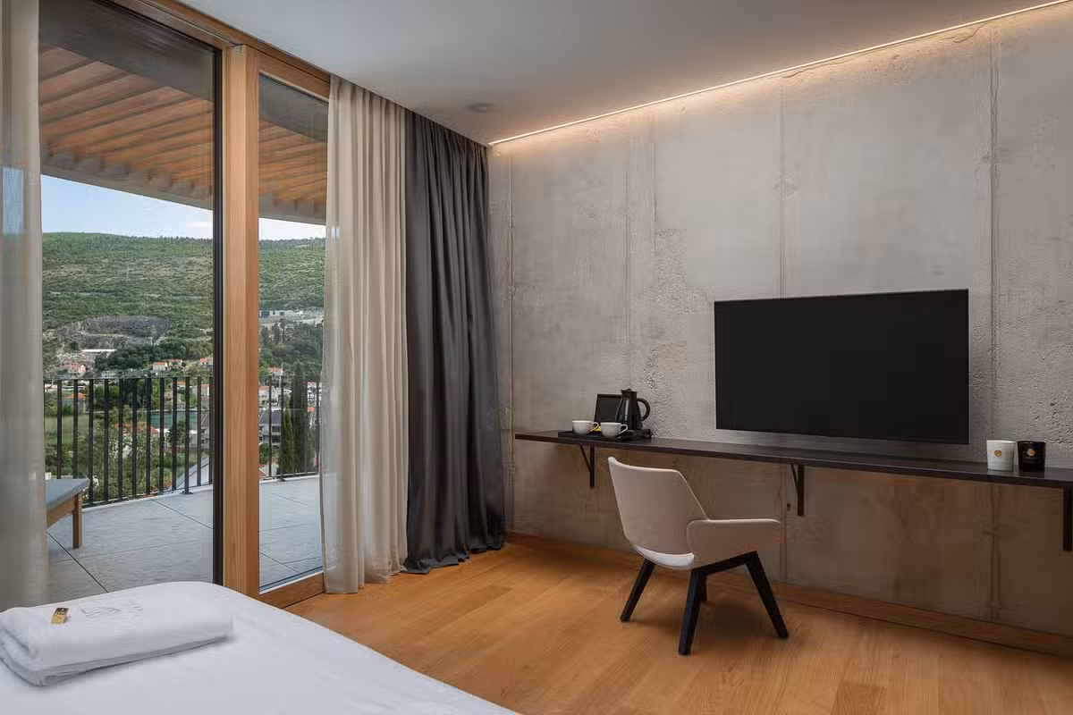 Palazzo Villa TV in double room