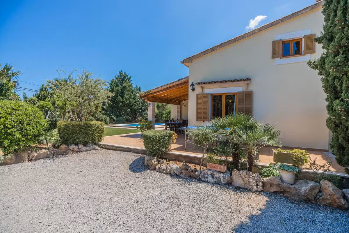 Can Corretja Outdoors
