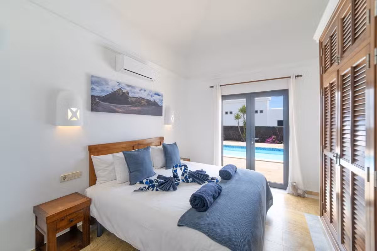Villa Nido Bedroom