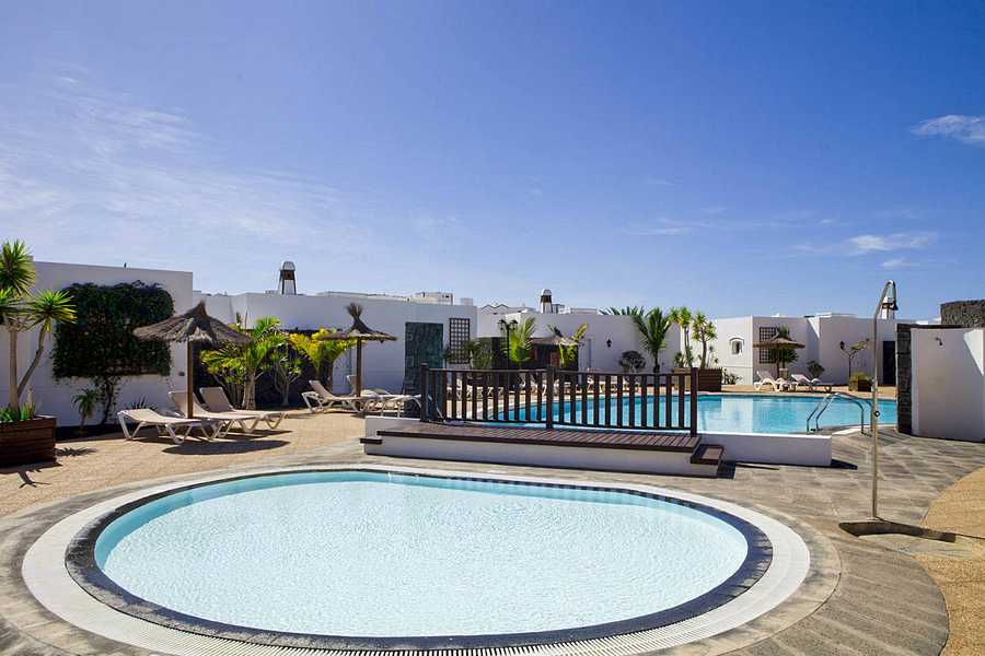Apartmentos LIVVO Coloradamar, Canary Islands