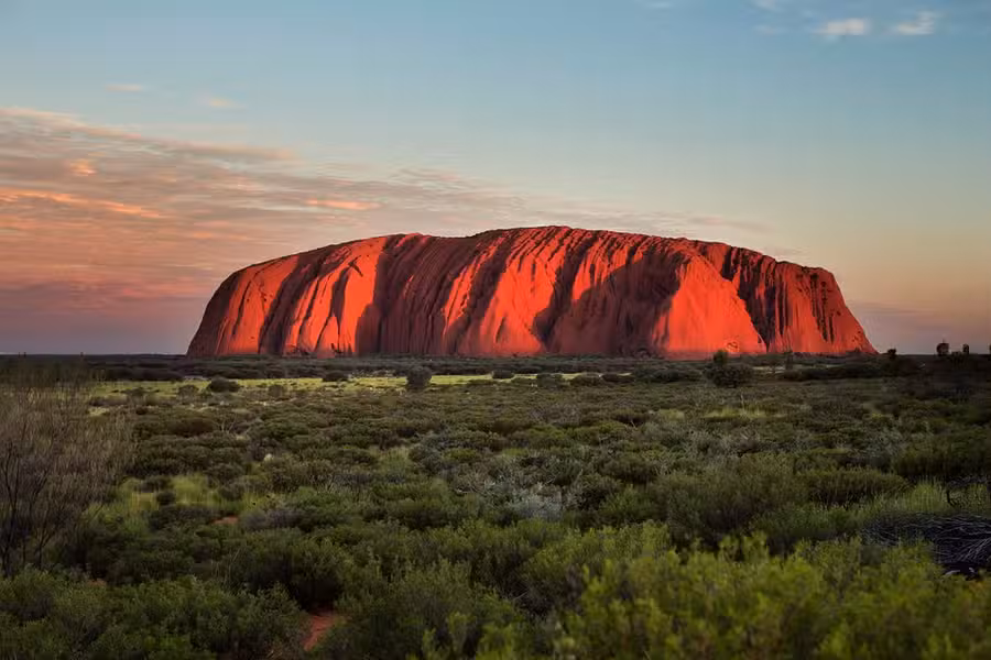 Uluru Guided Tour