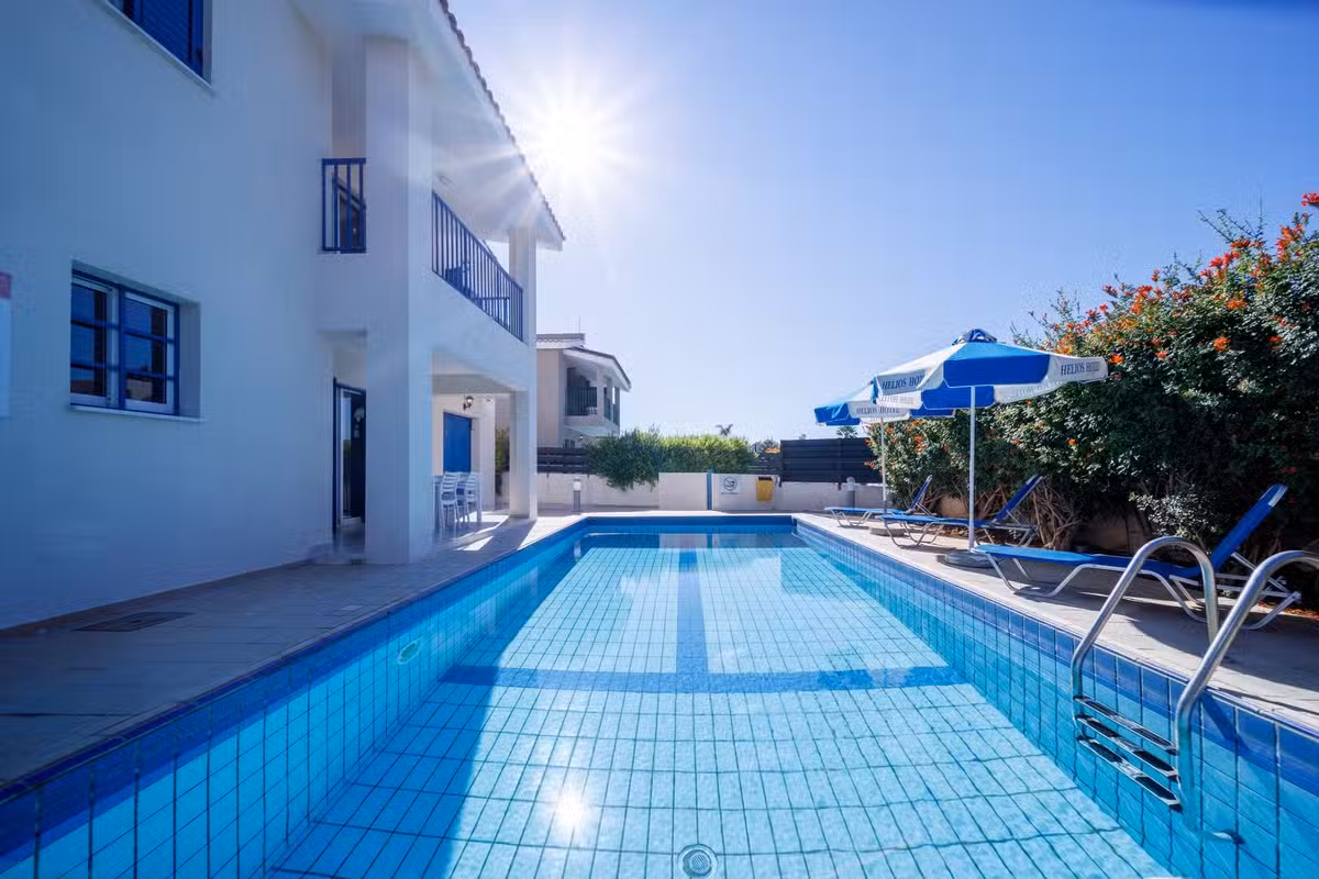 Villa Thalia pool