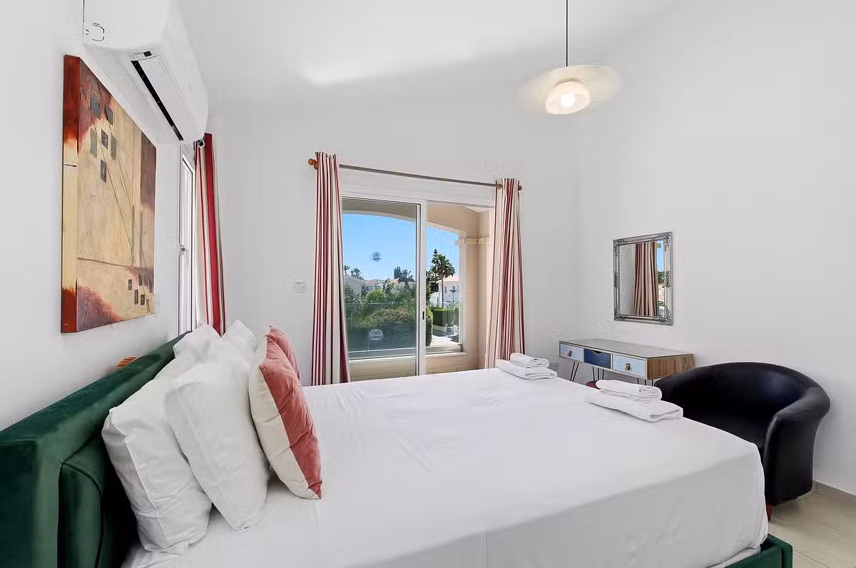 Villa Crystal