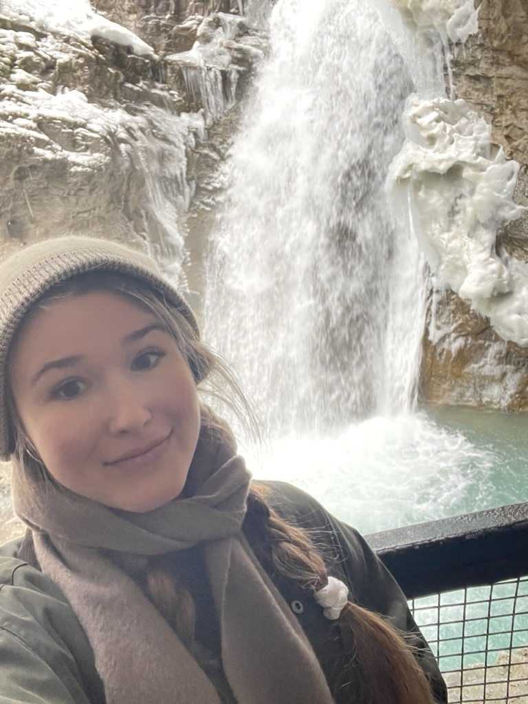 Canada Expert Maria