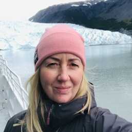 Canada Expert Julie
