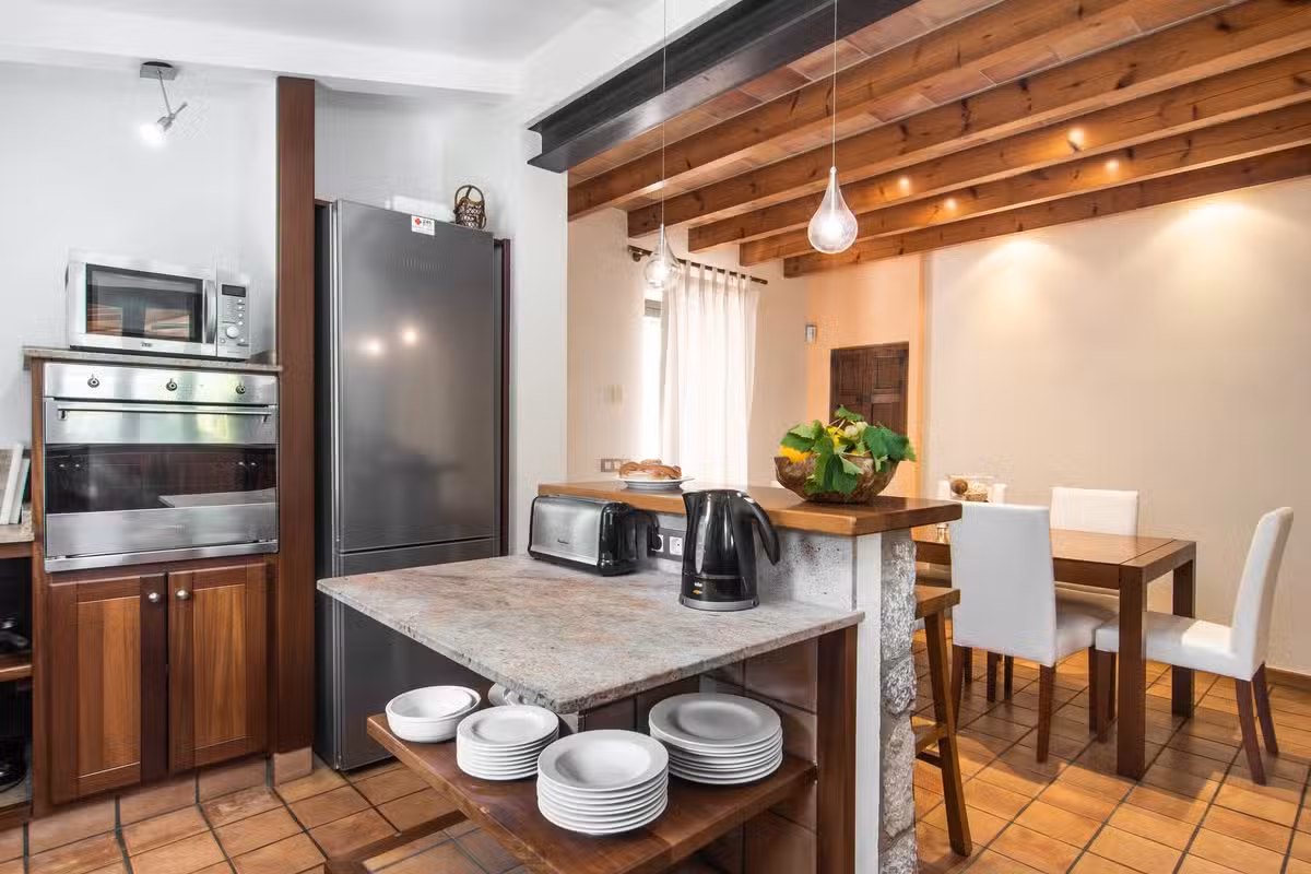 Villa Llenyater kitchen