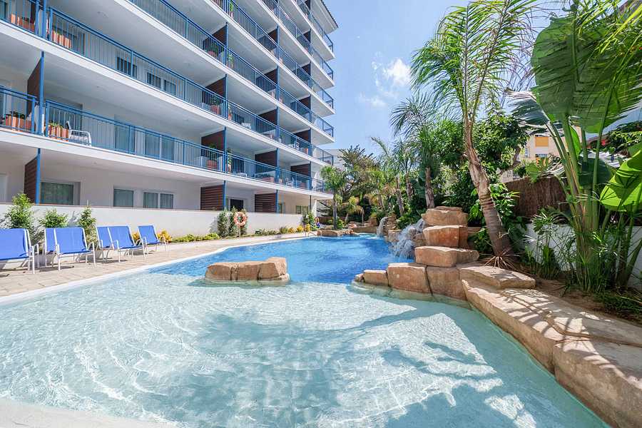 Ancora Apartments, Spain