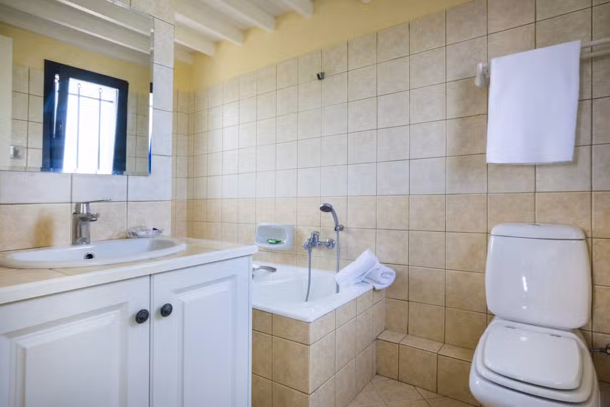 Villa Dionisis Bathroom