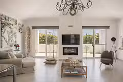 Ai Helis Summer House