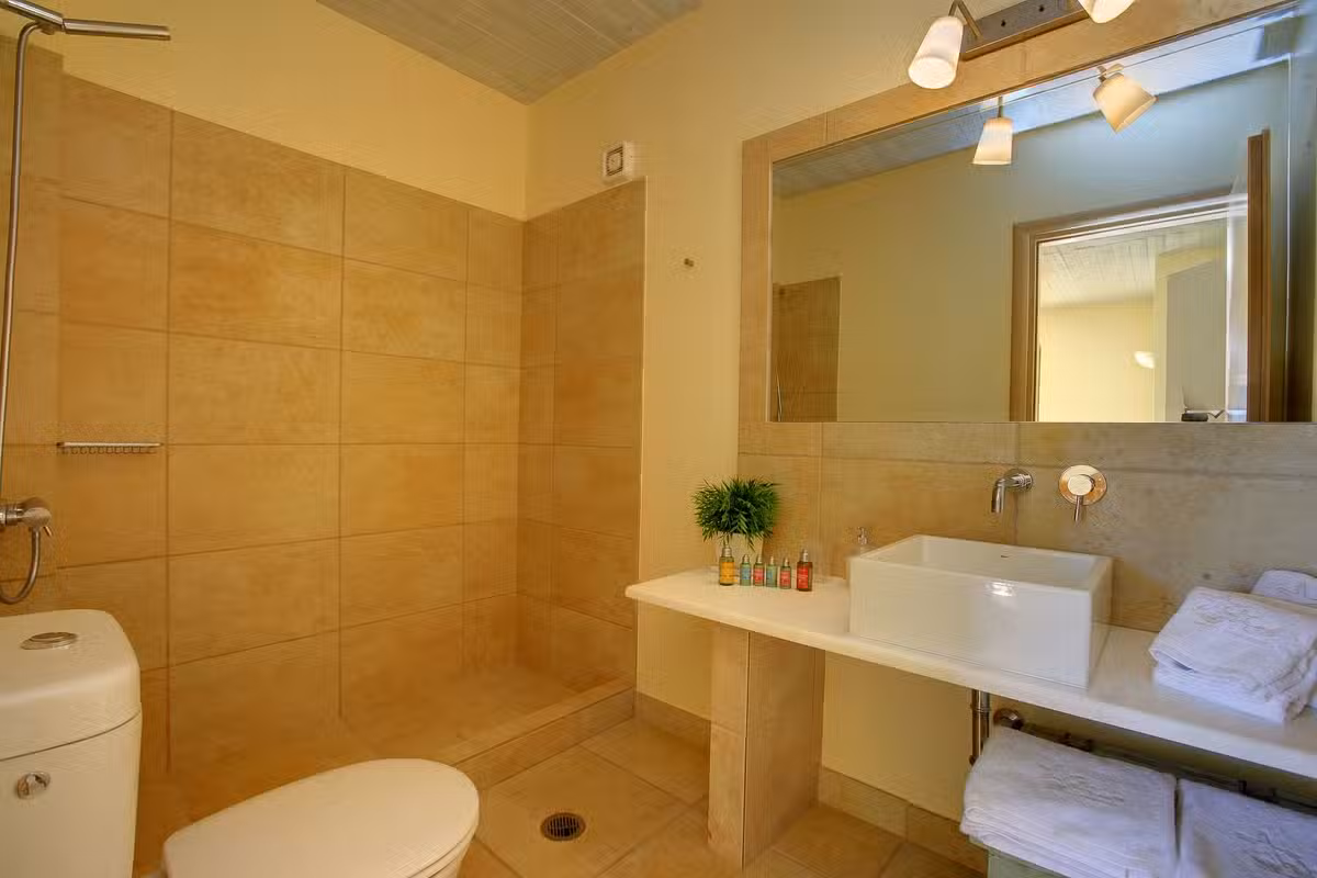 Villa Porfyra Bathroom
