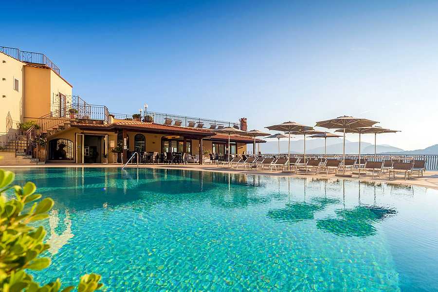 Hotel La Vue D'Or, Italy