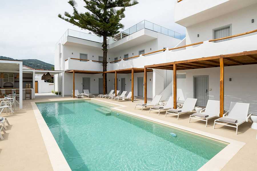 Aspronissos Skiathos, Greece