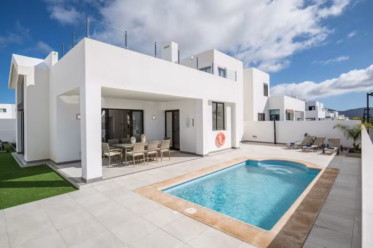 Casa Dubh-Linn Pool
