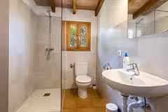 Villa Segui Petit Bathroom
