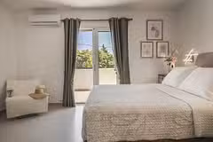 Ai Helis Summer House