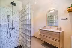 Can Singala Bathroom